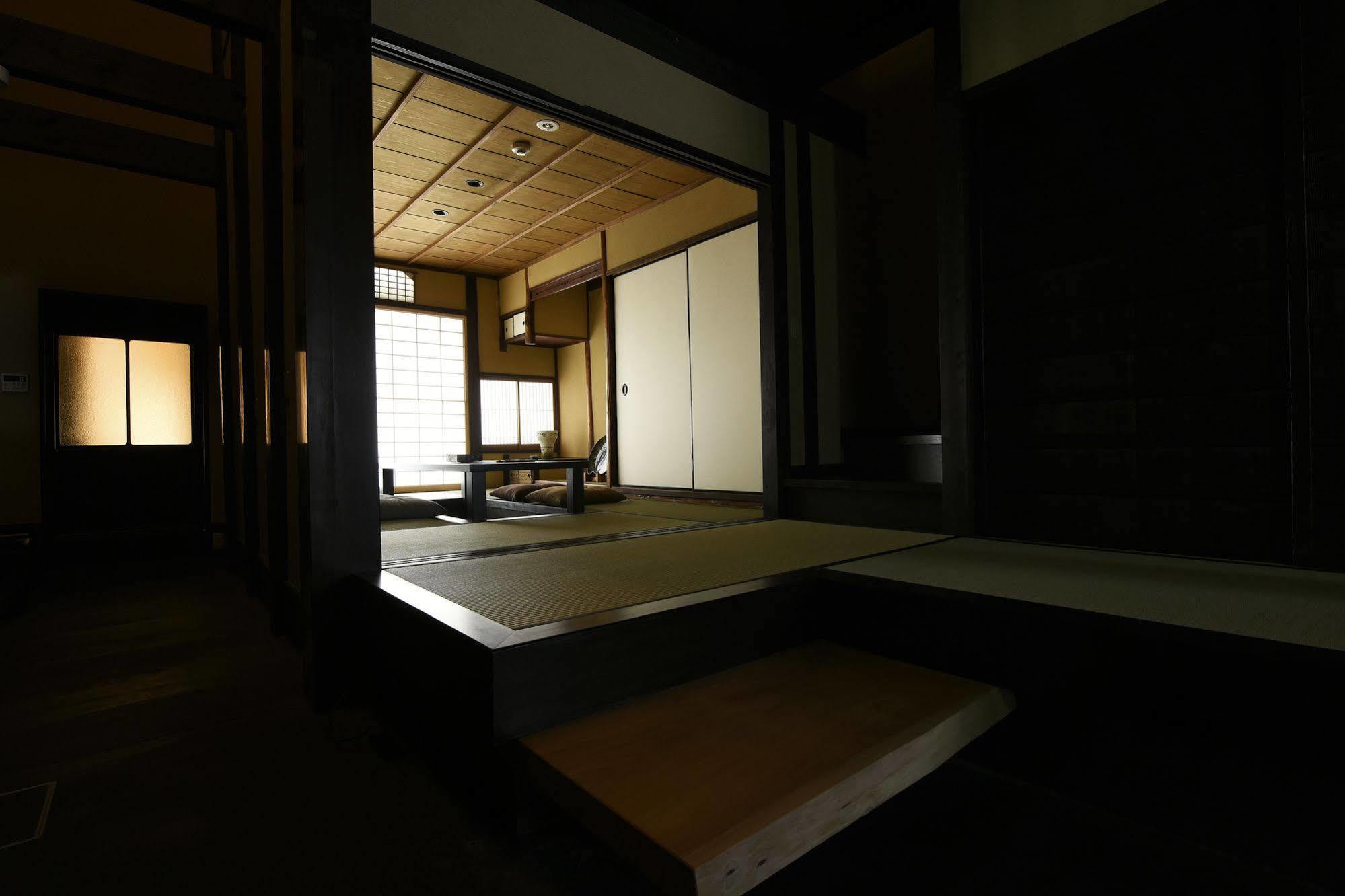Villa Kuraya Omiya Shimabara à Kyoto Extérieur photo